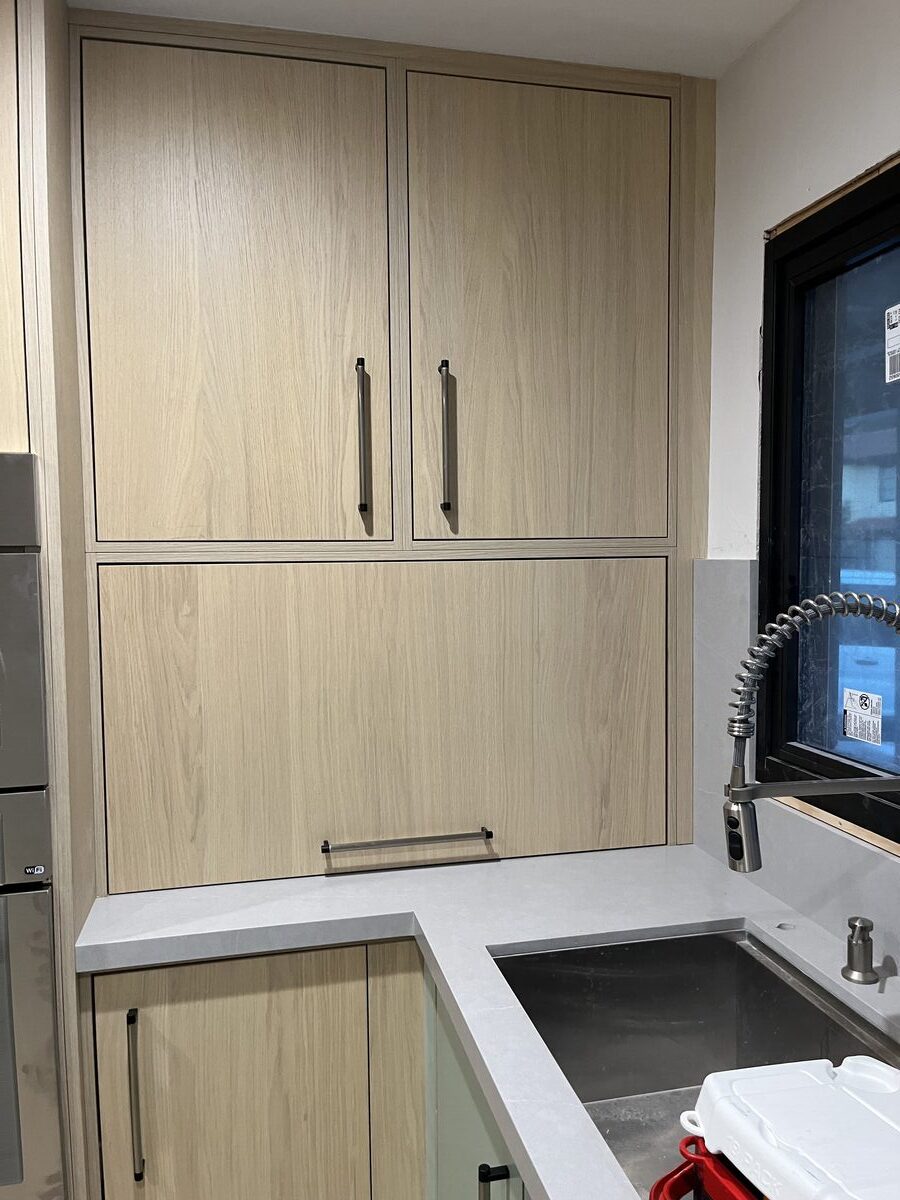 Appliance garage with retractable doors — DodiHome